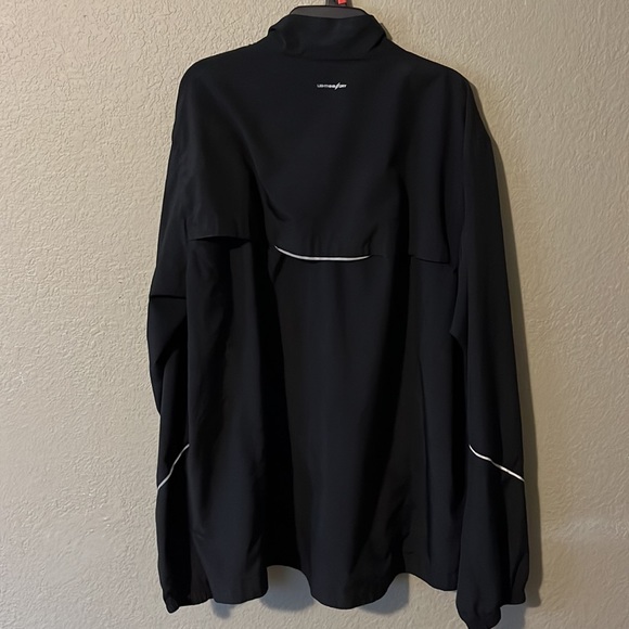 New balance running jacket - Picture 3 of 3